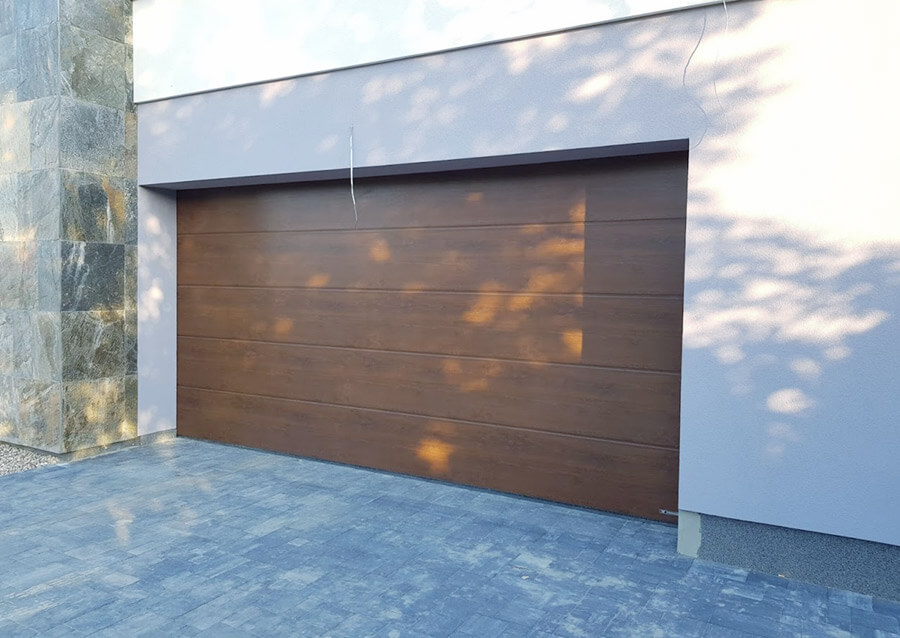 Brama garażowa panel brązowy